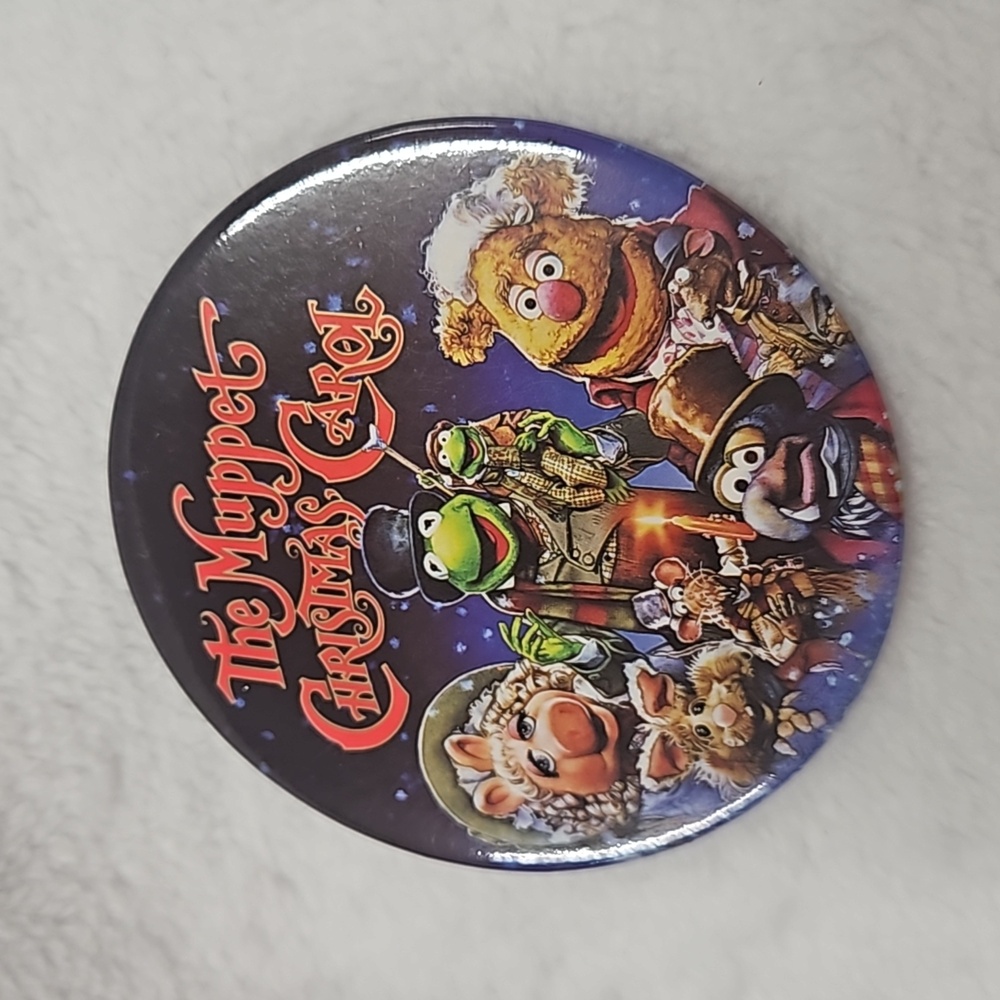 1992 The Muppet Christmas Carol Pin